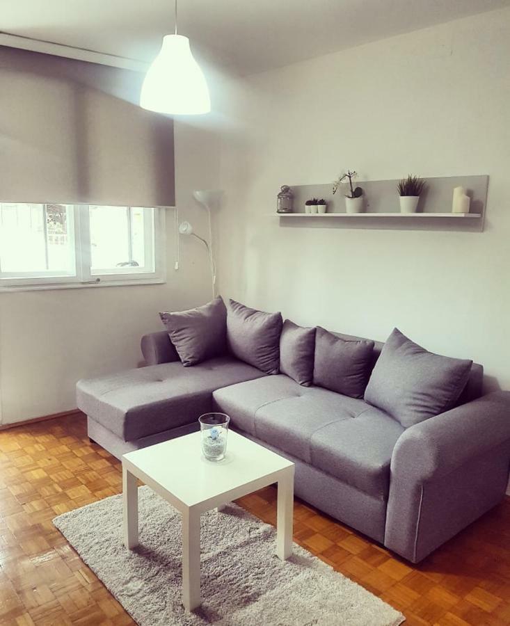 Apartman Kej Pirot Exterior foto